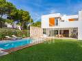 Exclusive villa with tourist license located in Cala Morell, Ciutadella de Menorca