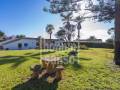 Einmalige Gelegenheit: 5-Schlafzimmer-Villa mit Beheiztem Pool und Sauna, nur wenige Schritte von der Küste und Binibeca Vell entfernt. Menorca