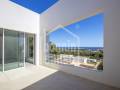 Arquitectura de autor e impresionantes vistas. Coves Noves Menorca