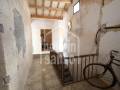 Casa a reformar en primera y segunda plana en Alayor, Menorca