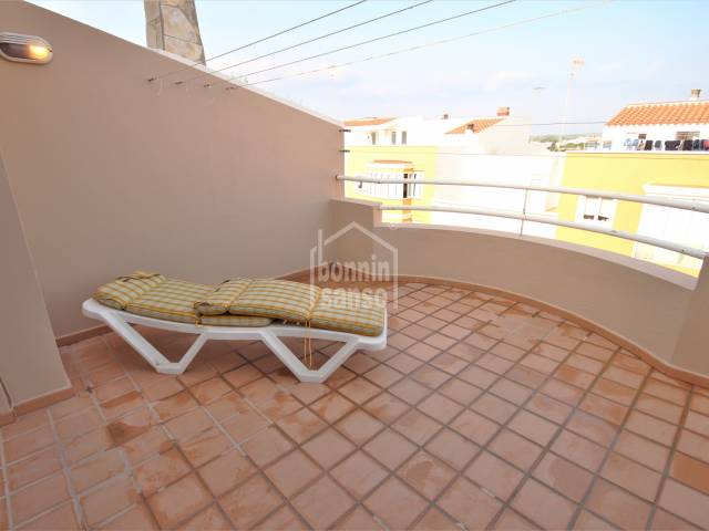 Appartement de deux étages d'environ 102 m² plus une terrasse à Ciutadella, Minorque