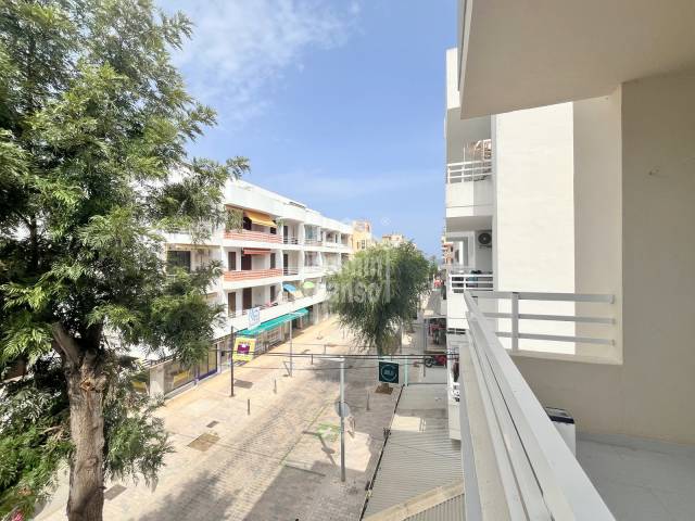 Luminoso appartamento con due camere da letto nel centro di Cala Millor, Maiorca