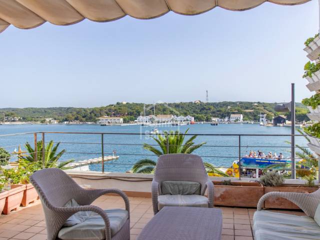 Casa en primera línea del puerto de Mahón, Menorca
