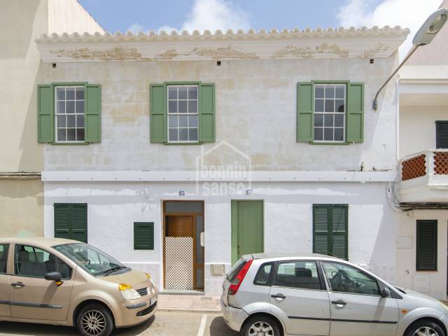 First floor house in Es Castell, Menorca