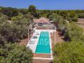 A jewel in the Menorcan countryside with 50 hectares of land.