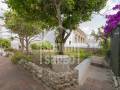 Interesante casa de pueblo con jardin en Alayor, Menorca.