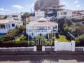 En Arenal d´en Castell, Menorca, precioso  chalet en planta baja muy próximo a la playa.