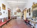 Preciós petit Palau del segle XIX al cor del centre històric, Ciutadella, Menorca