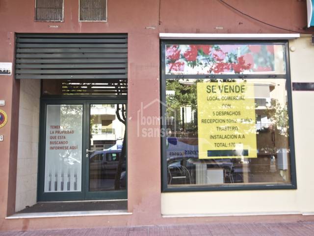 Locale Commerciale in Mahón (City)