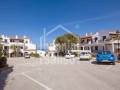 EXCLUSIVA: Bonito apartamento con vistas parciales al mar en Playa de Fornells, Es Mercadal, Menorca.