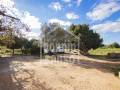 Terrenos con antigua casa de campo tradicional en la ampliación del polígono industrial, Ciutadella, Menorca