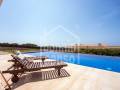 Splendide villa sur la côte sud avec vue sur la mer et piscine à débordement à Torret de Baix, Binibeca , Minorque
