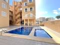 Apartment mit seitlichem Meerblick am Hafen von Cala Bona. Mallorca.