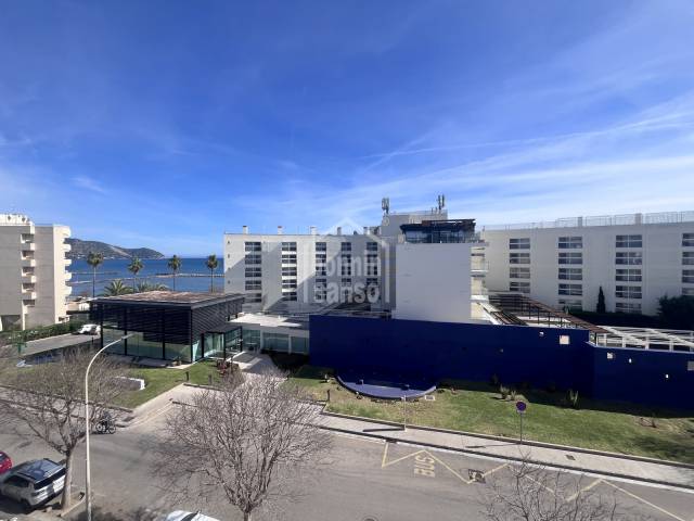 Apartament parcialment reformat prop de la platja de Cala Bona, Mallorca.