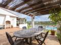 Chalet con piscina y vistas al mar en Cala Llonga, Menorca