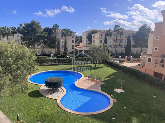 Apartment mit Pool und Garage in Sa Coma, Mallorca