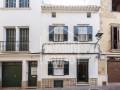 Interesante casa de pueblo con jardin en Alayor, Menorca.