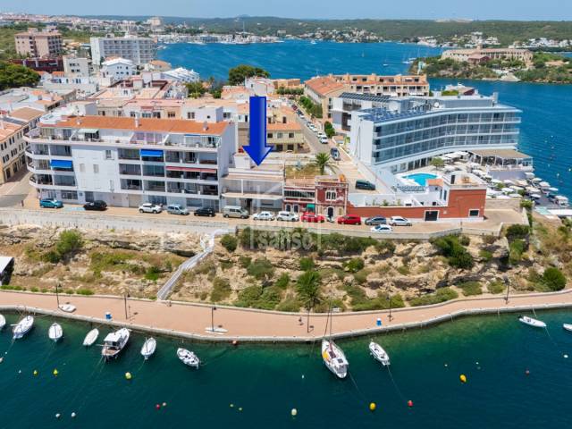 Magnifica propiedad en 1ª Linea en Es Castell (Menorca)
