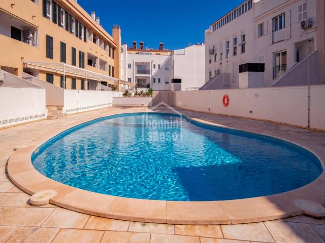 Belle appartement en rez-de-chaussée avec parking et débarras à Ciutadella, Minorque