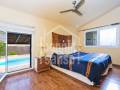 Encantador chalet mediterráneo con vistas al mar y piscina privada en Cala Llonga, Menorca