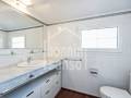 Casa en venta con patio, terraza y múltiples posibilidades, Mahón, Menorca