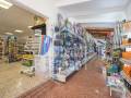 Local comercial en venta con explotación activa de supermercado sito en Cap Artruix, Ciutadella, Menorca
