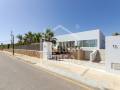Sleek modern south facing villa with wonderful  Sea views.