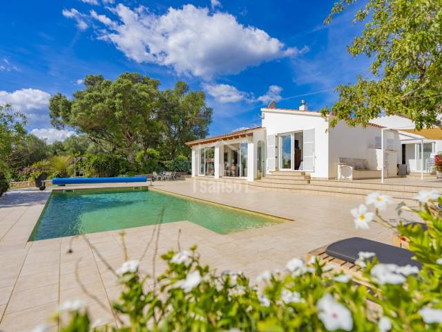 Imperdible chalet en un entorno idílico en Binixica, Menorca