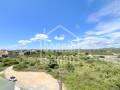 Estudio en 4ª planta con piscina, edificio en primera línea, solo 20 metros de la playa de S'illot, Mallorca