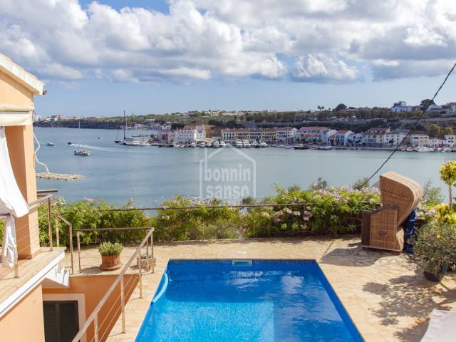 Magnífica propiedad con estupendas vistas Licencia Turística en Cala Rata, Mahón, Menorca