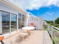 Spacious apartment on the water's edge in Cala Moli, Menorca