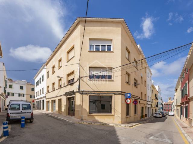 Entire Building with Outstanding Investment Potential in Mahón, Menorca