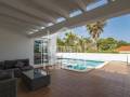 Villa contemporánea con orientación a poniente cerca de la playa Son Saura Nord y el Campo de Golf Son Parc. Menorca