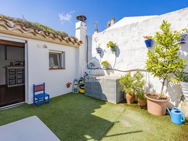 Magnifique maison dans une rue centrale et avec parking à Ciutadella