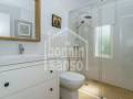 Bel appartement duplex entièrement rénové à quelques minutes de la plage de Santandria, Menorca