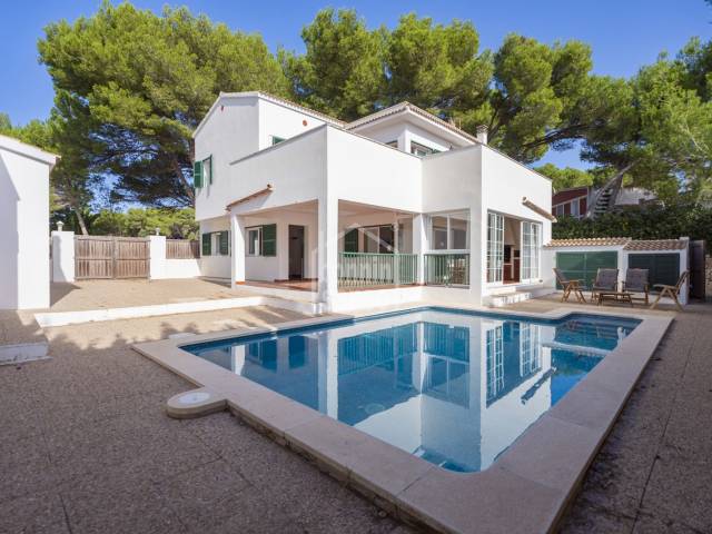 An exceptional villa located in the sought-after area of Macaret, Menorca.