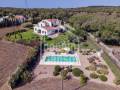 Descubra una Encantadora Finca en el Corazón de Menorca