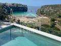 Encantadora casa con piscina en Calan Porter, Menorca.