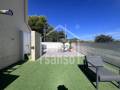 Moderna casa esquinera con gran terrasa en Cala Millor, Mallorca