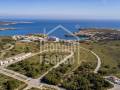 Parcela edificable con vistas panoramicas sobre la costa norte de Menorca