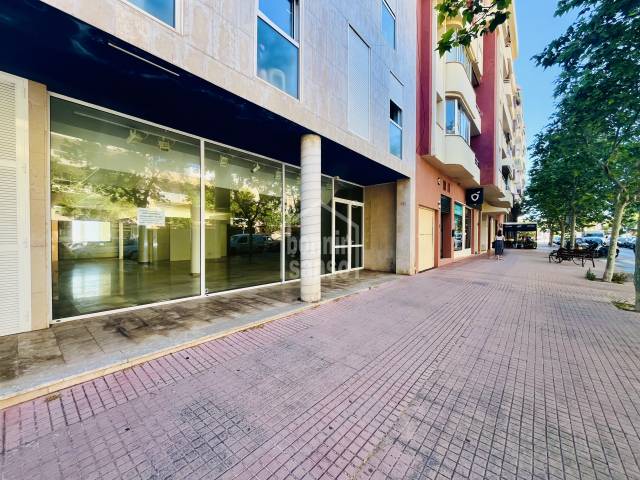 Local comercial en zona de Mahon