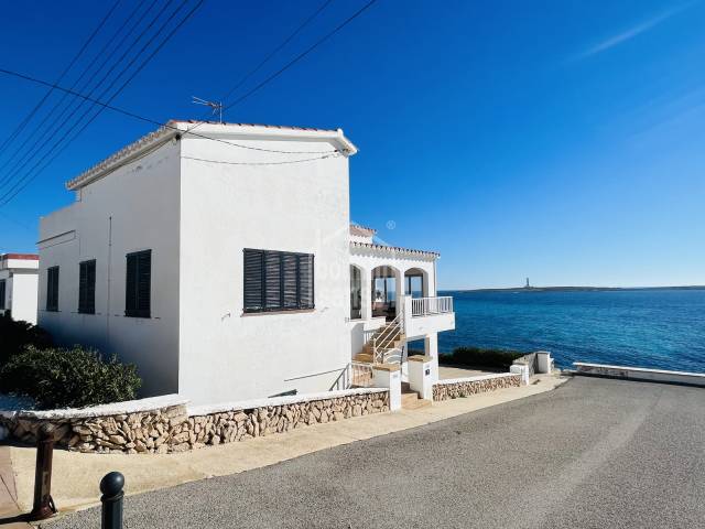 Bonita casa en Punta Prima, Menorca