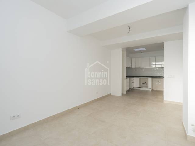 Appartamento/Flat/House in Es Castell (Town)