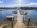 Spacious apartment on the water's edge in Cala Moli, Menorca