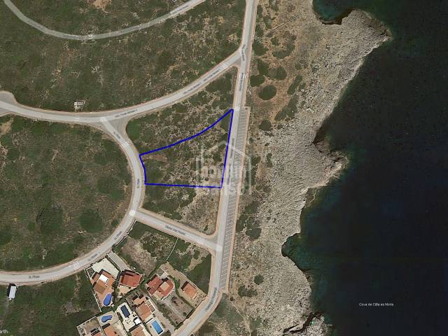 Solar con licencia para edificar chalet con vistas al mar, Menorca