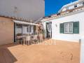 Acogedora y luminosa vivienda en Mahón.