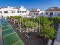Elegante Apartamento Costero con Terraza Privada y Vistas al Mar en Salgar, Menorca