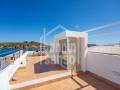 Una joya frente al mar en Es Grau, con licencia turística – Vive Menorca en su máxima expresión