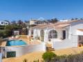 Mediterrane Villa in erster Meereslinie mit Panoramablick in Salgar, Menorca