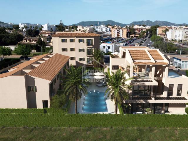 New build of apartments and terraced houses in Cala Millor centre, Mallorca